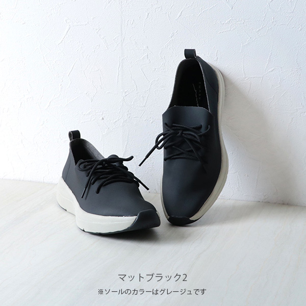 足の悩みから解放する靴 外反拇指やむくんだ足にも優しくフィット