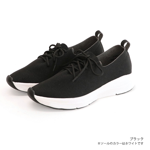 足の悩みから解放する靴 外反拇指やむくんだ足にも優しく