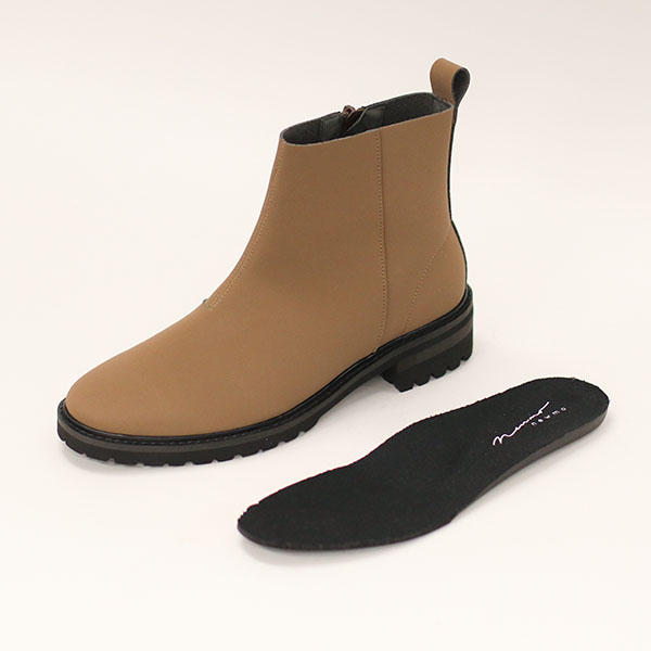 足の悩みから解放する靴 外反拇指やむくんだ足にも優しくフィット