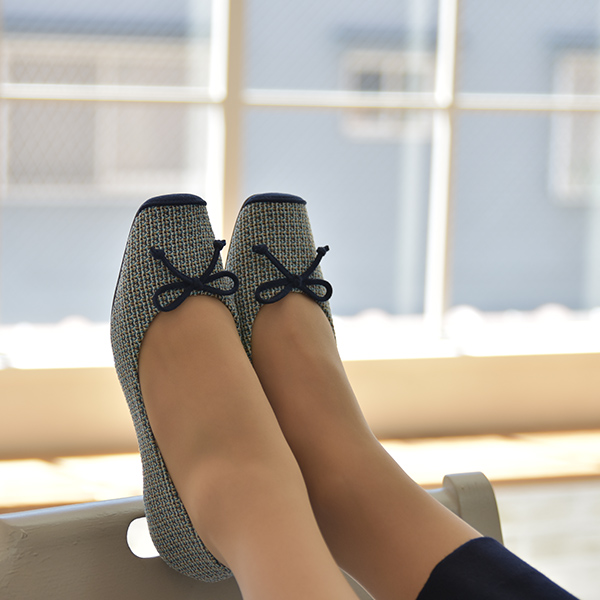 クロールバリエ　新品未使用　スクエアトゥパンプス No.429233 クロールバリエ ステッチ オープントゥ パンプス