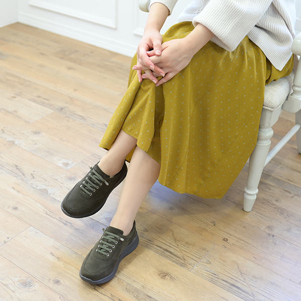 おかか　ベール・シューズ jasper-chukka-Beige.webp