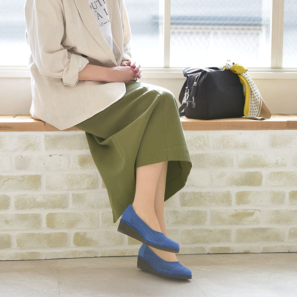No.574231 クロールバリエ 軽量カットワーク パンプス