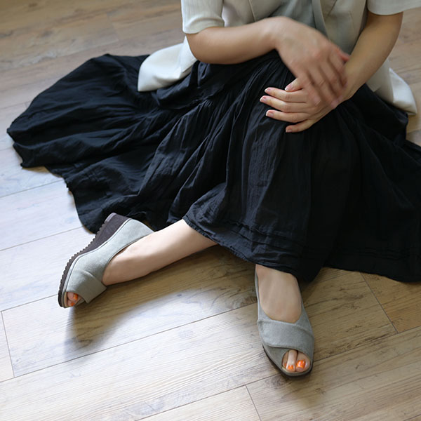 クロールバリエ　オープントウシューズ　靴　パンプス　幅広　幅調節　軽量　大きい 楽天市場】【洗える靴】オープントゥパンプス ウェッジヒール