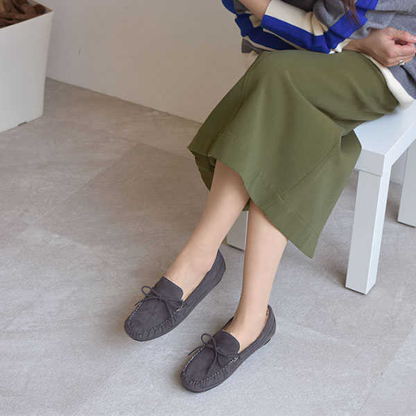 上3つ 上3つ NO.278282 クロールバリエ ファー付きリボンモカシンシューズ